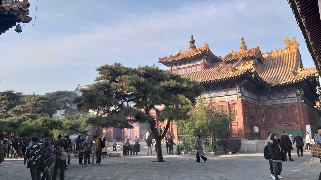Храм Ламы (Юнхэгун): Восхождение к духовной гармонии в сердце Пекина