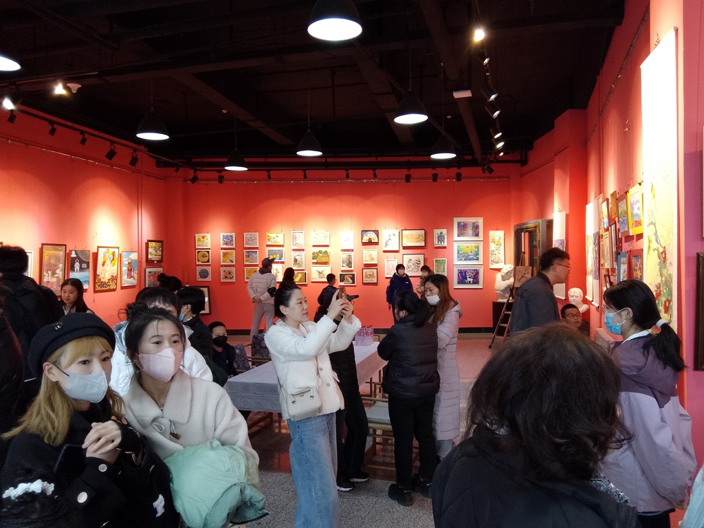 Китайско-Российская международная выставка живописи по молодежному обмену
